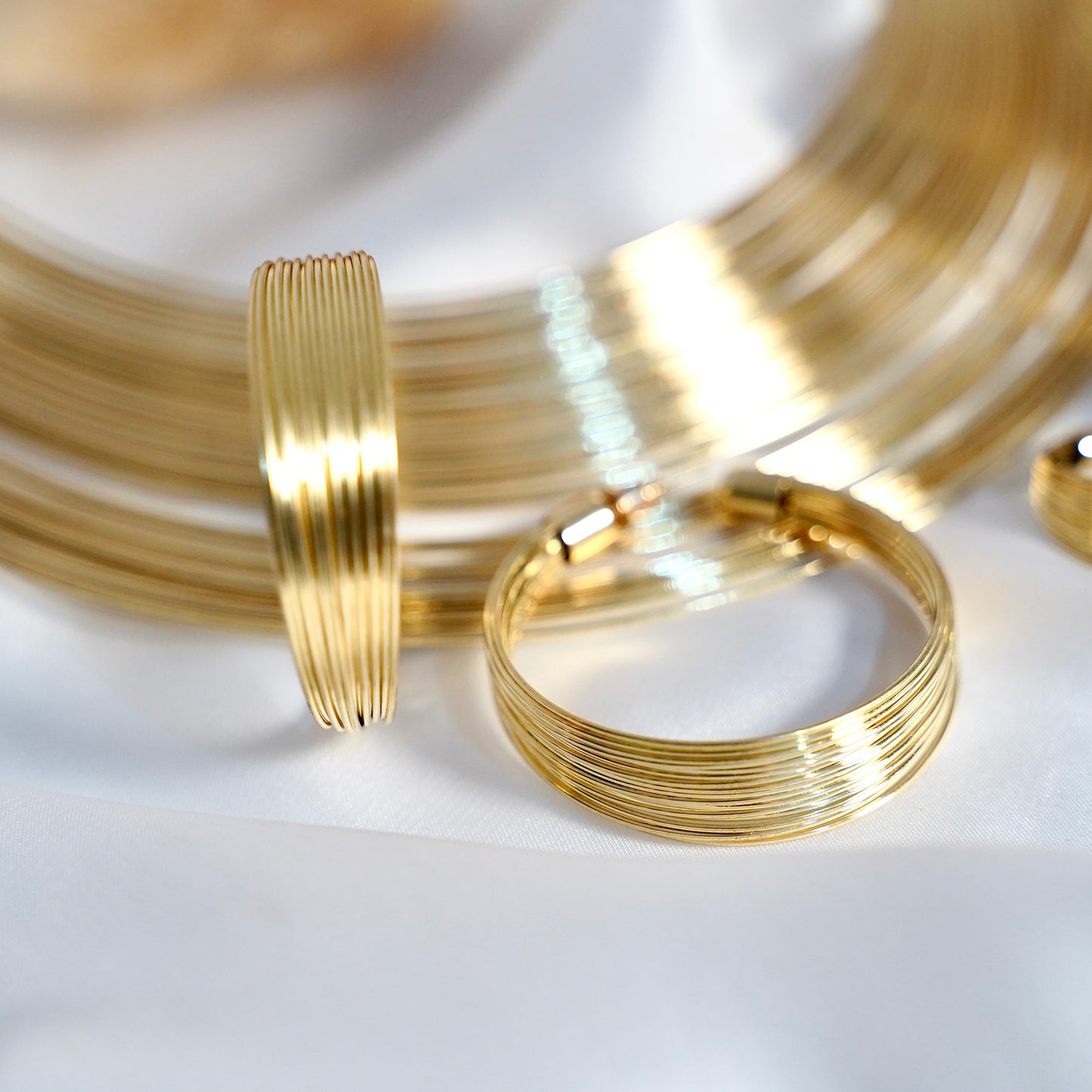 NEFERTITI Set (Ogrlica, Minđuše, Narukvica i Prsten)